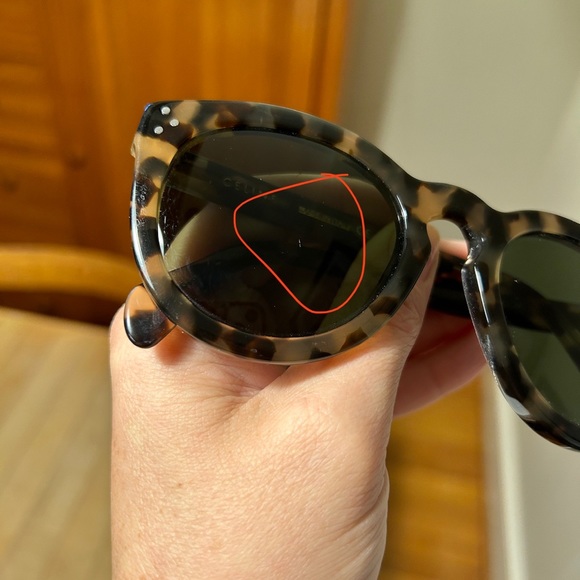 Céline Tortoise Frame Glasses - Picture 6 of 7